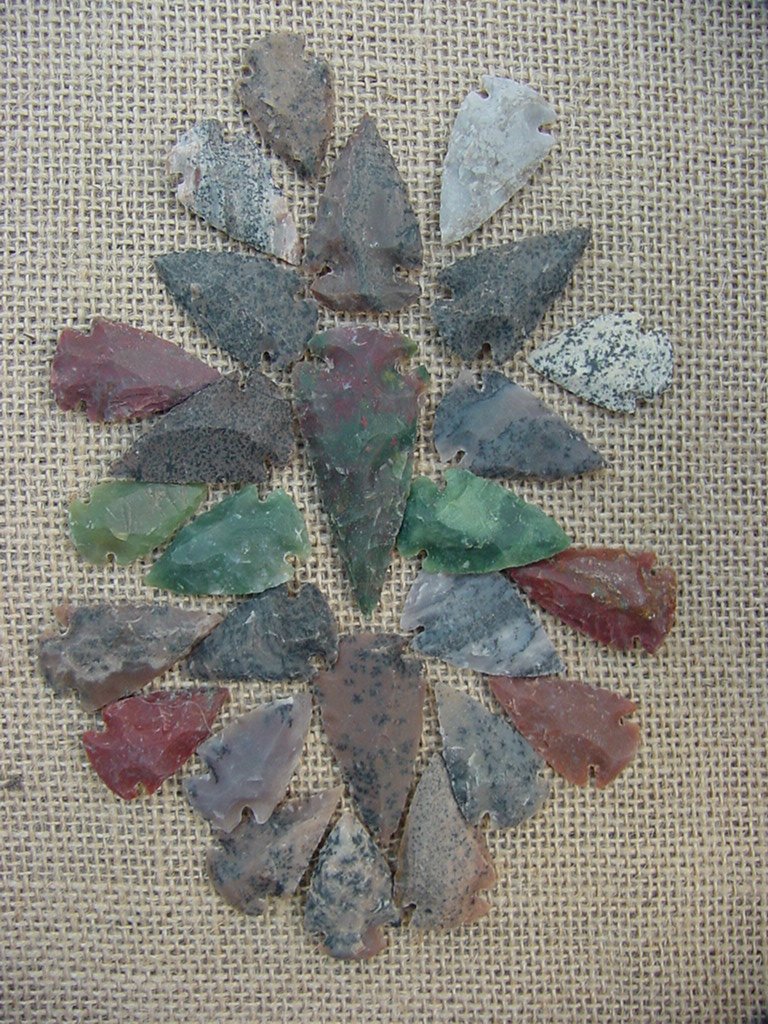 25 pc arrowheads 1 spearhead stone reproduction collection kc166
