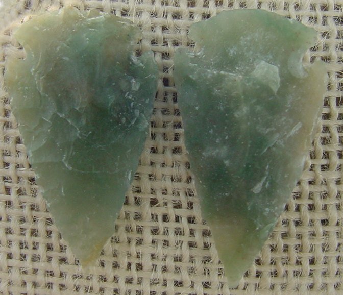 1 pair arrowheads for earrings stone green replica point ae15