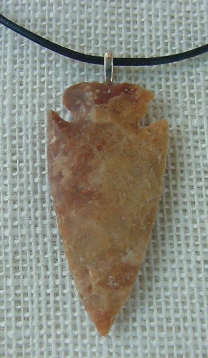 2.42" arrowhead necklace reproduction beautiful tan replica na78