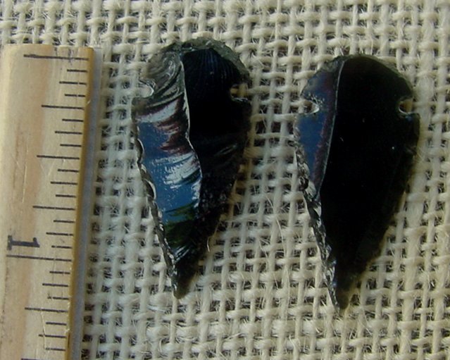 Pair of obsidian arrowheads for making custom jewelry ae225