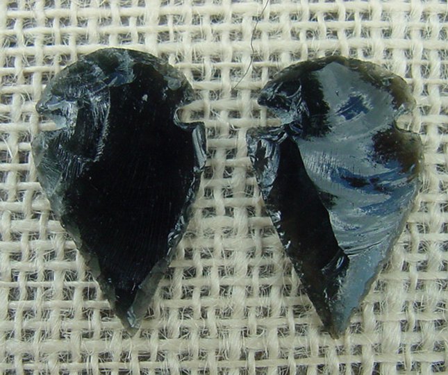1 pair arrowheads for earrings black obsidian replica obe37