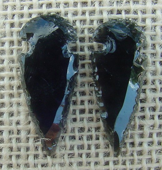 1 pair arrowheads for earrings black obsidian replica obe50