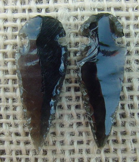 1 pair arrowheads for earrings black obsidian replica obe51