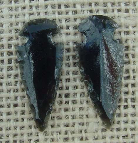 1 pair arrowheads for earrings black obsidian replica obe55