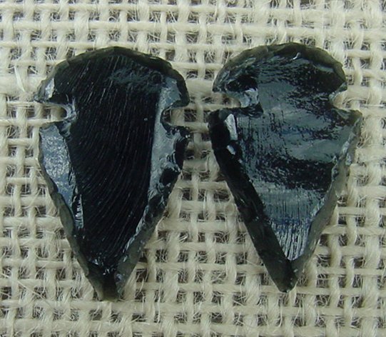 1 pair arrowheads for earrings black obsidian replica obe6