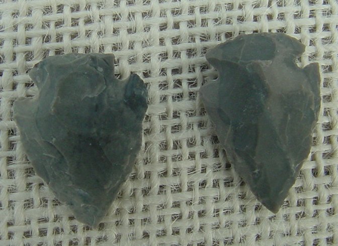 1 pair arrowheads for earrings gray stone replica point sa428