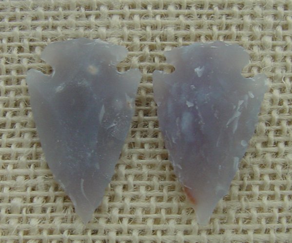 1 pair arrowheads for earrings light stone replica points ae32