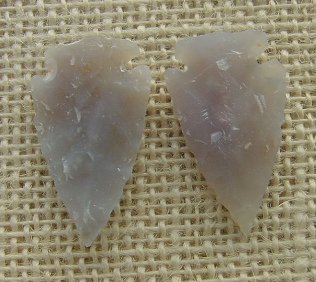 1 pair arrowheads for earrings light stone replica points ae35