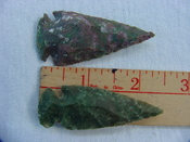 2 reproduction arrowheads 2 1/4 inch jasper arrow heads z158