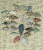 24 stone arrowheads 1 spearhead bulk arrowheads earthy ms2