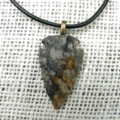 1.43 inch arrowhead necklace reproduction nice markings na167