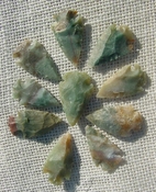 10 Green & multi color reproduction arrowheads ks586