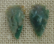 1 pair arrowheads for earrings stone green  replica point ae62