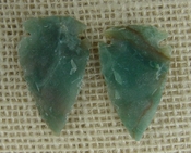 1 pair arrowheads for earrings stone green  replica point ae70