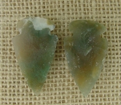 1 pair arrowheads for earrings stone green  replica point ae92