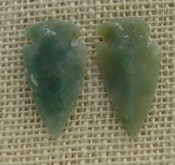 1 pair arrowheads for earrings stone green  replica point ae99