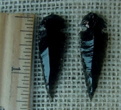  Pair of obsidian arrowheads for making custom jewelry ae241 