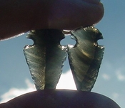  1 pair arrowheads for earrings black obsidian replica sa442 