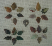  25 mini arrowheads tiny natural stone replica arrow points mt32 
